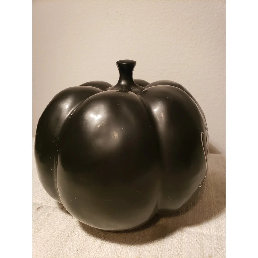 Rae‎ Dunn Magenta Black pumpkin SCARY Size Large - VHTF